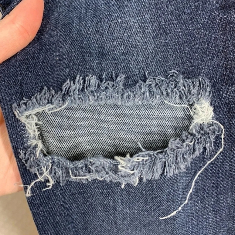 Frame Le Skinny De Jeanne Distressed Skinny Jeans - Picture 4 of 7
